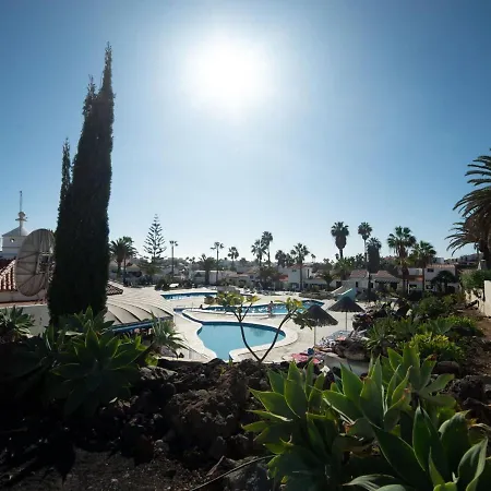 Atmospheric Bungalow On Golf De Sur With Swimming Pool Ferienhaus *