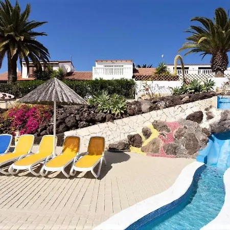 Atmospheric Bungalow On Golf De Sur With Swimming Pool Ferienhaus